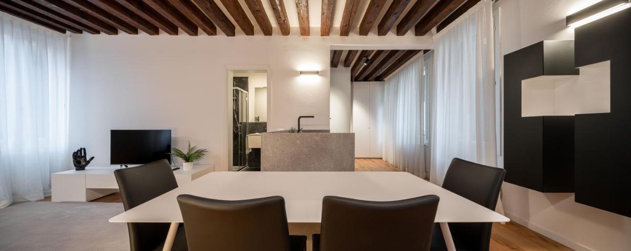 Sant'Angelo Apartment By Wonderful Italy Veneza Exterior foto